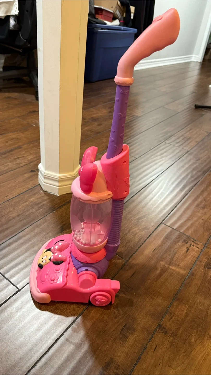 Minnie Mouse Toy Vacuum image indicator(2)