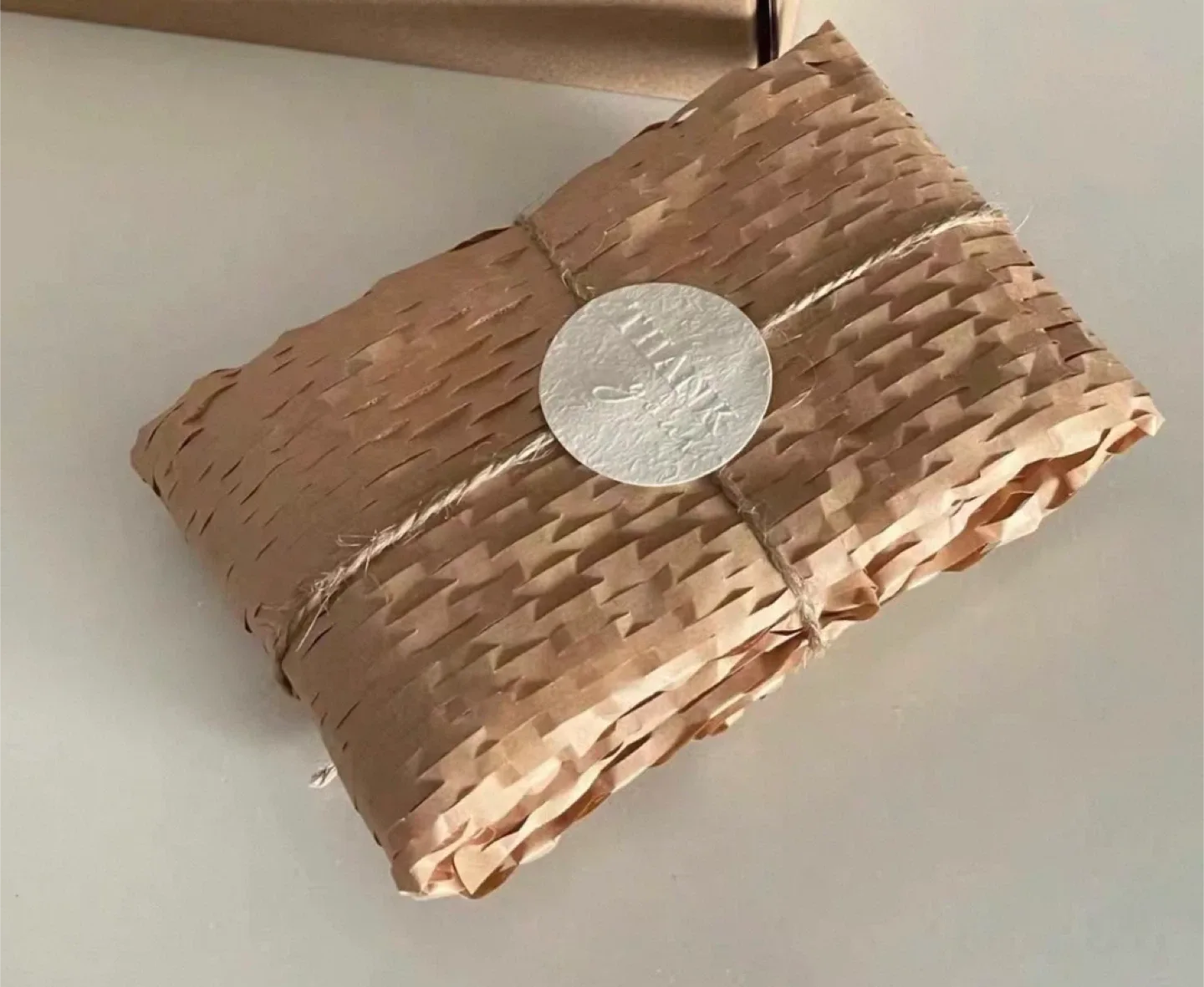 Honeycomb Packing Paper Roll image indicator(3)