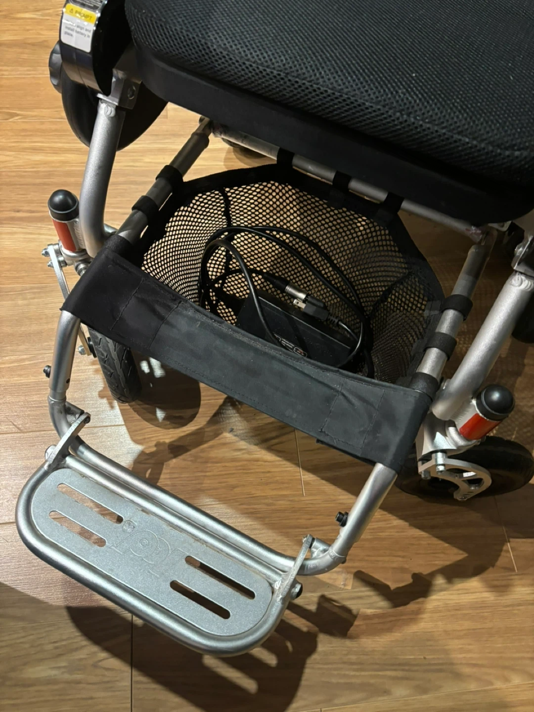 Electric Wheelchair - Lightweight & Portable - photo 5