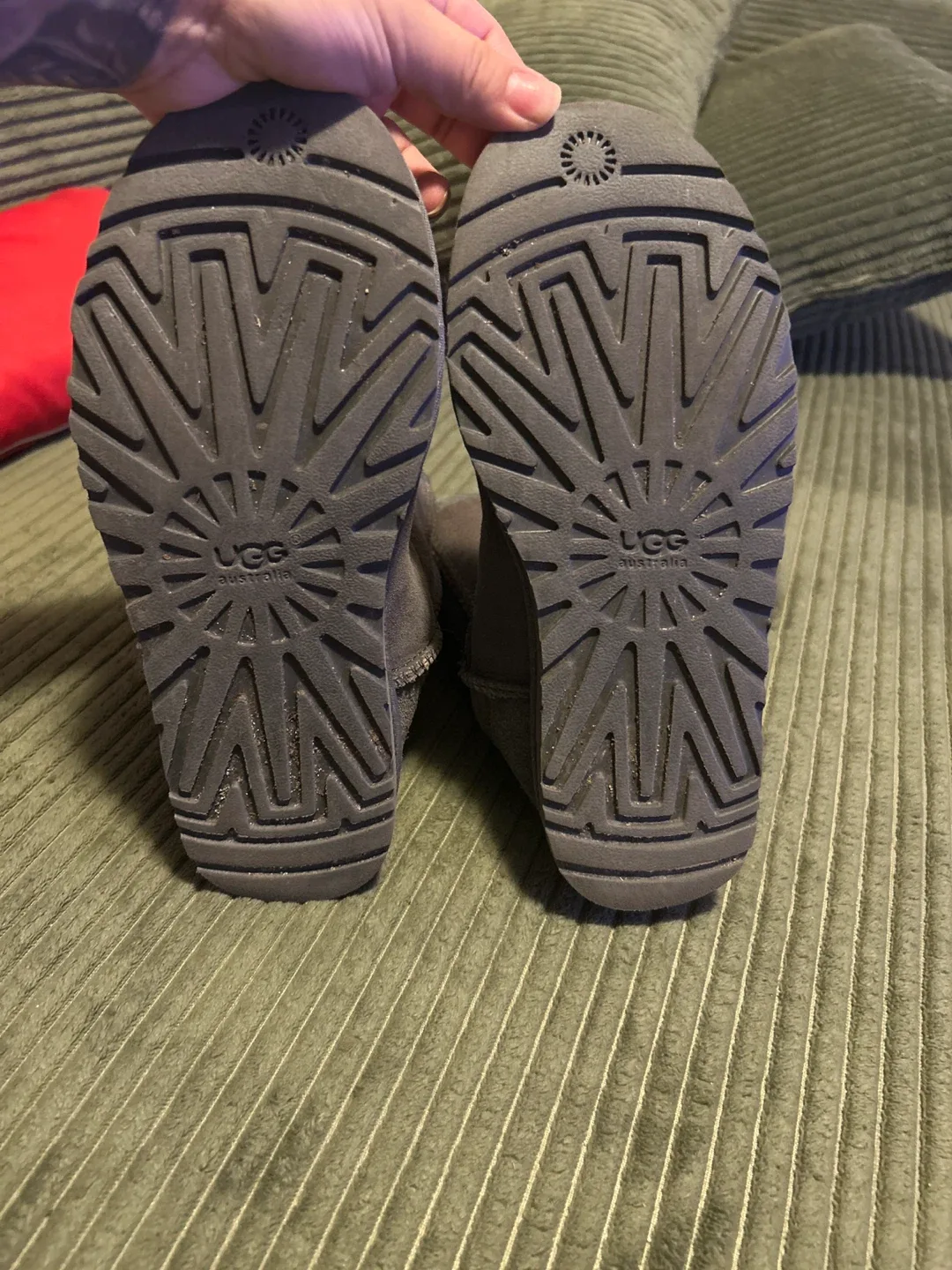 UGG Classic Short Boots, Size 5 image indicator(4)