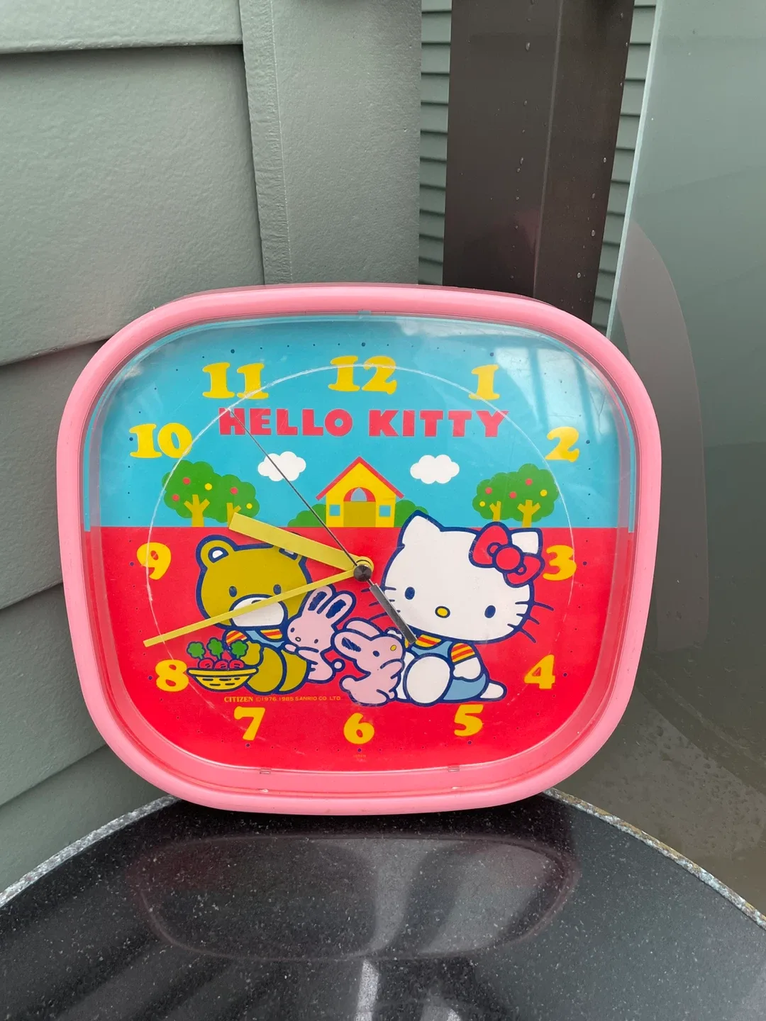 Vintage Hello Kitty Citizen Clock 1985