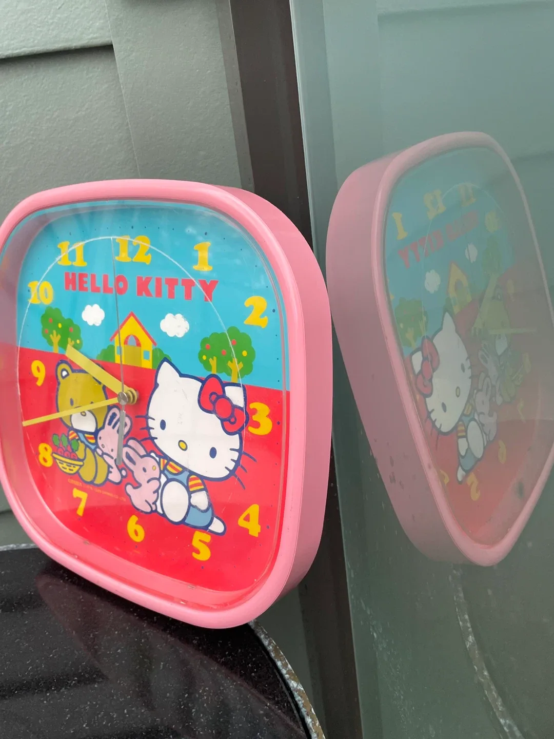 Vintage Hello Kitty Citizen Clock 1985 image indicator(3)