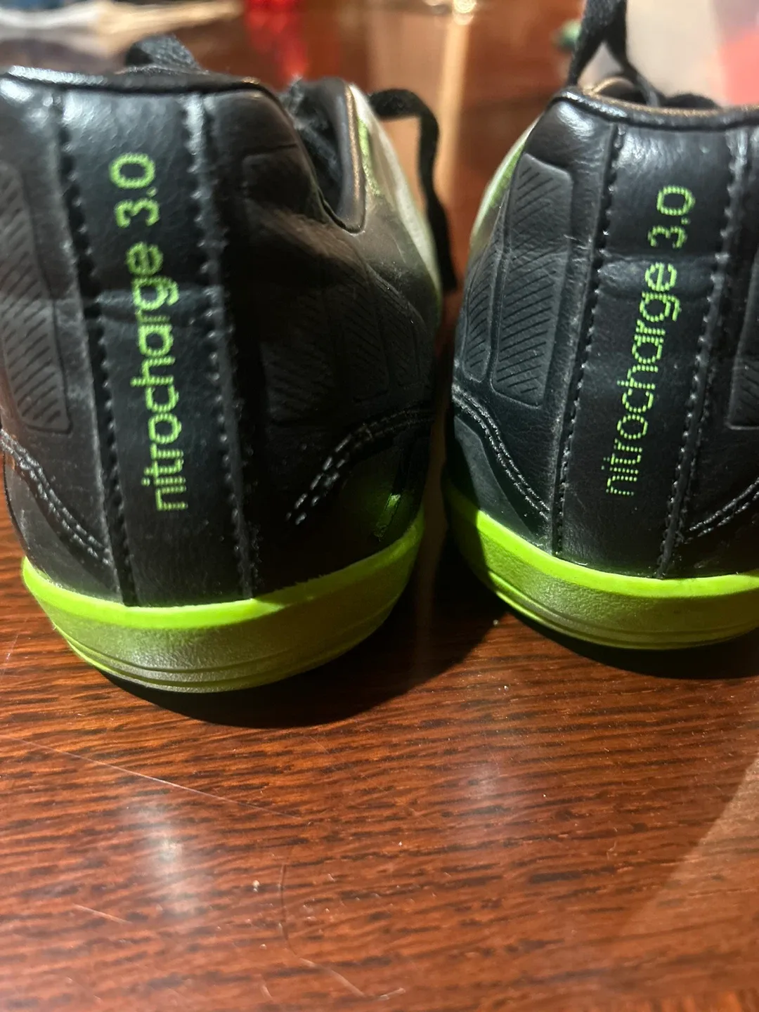 Used size 6 Adidas Nitrocharge 3.0 Soccer Shoes - Size 6