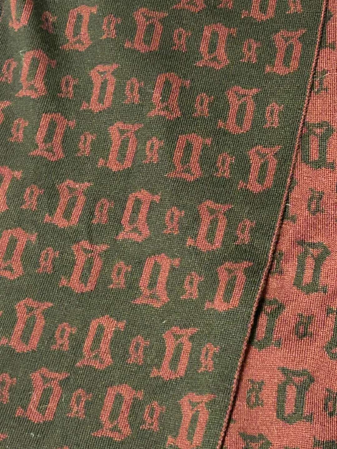 Galiano Scarf image indicator(8)