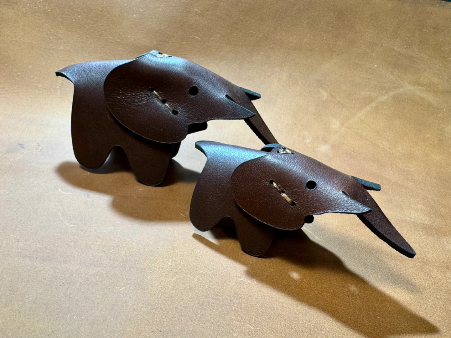 Leather Elephant Figurines - Set of 2 - photo 2