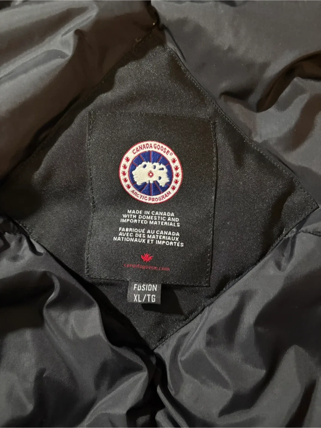 Canada Goose Jacket image indicator(4)