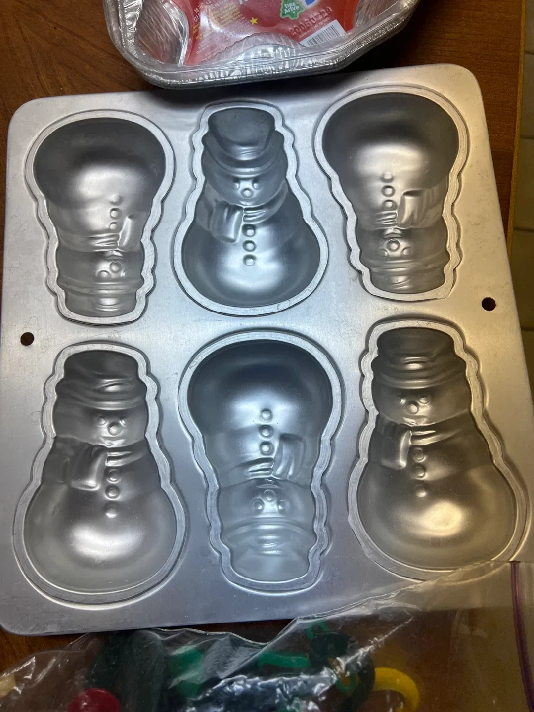 Halloween & Christmas Baking Pans image indicator(4)