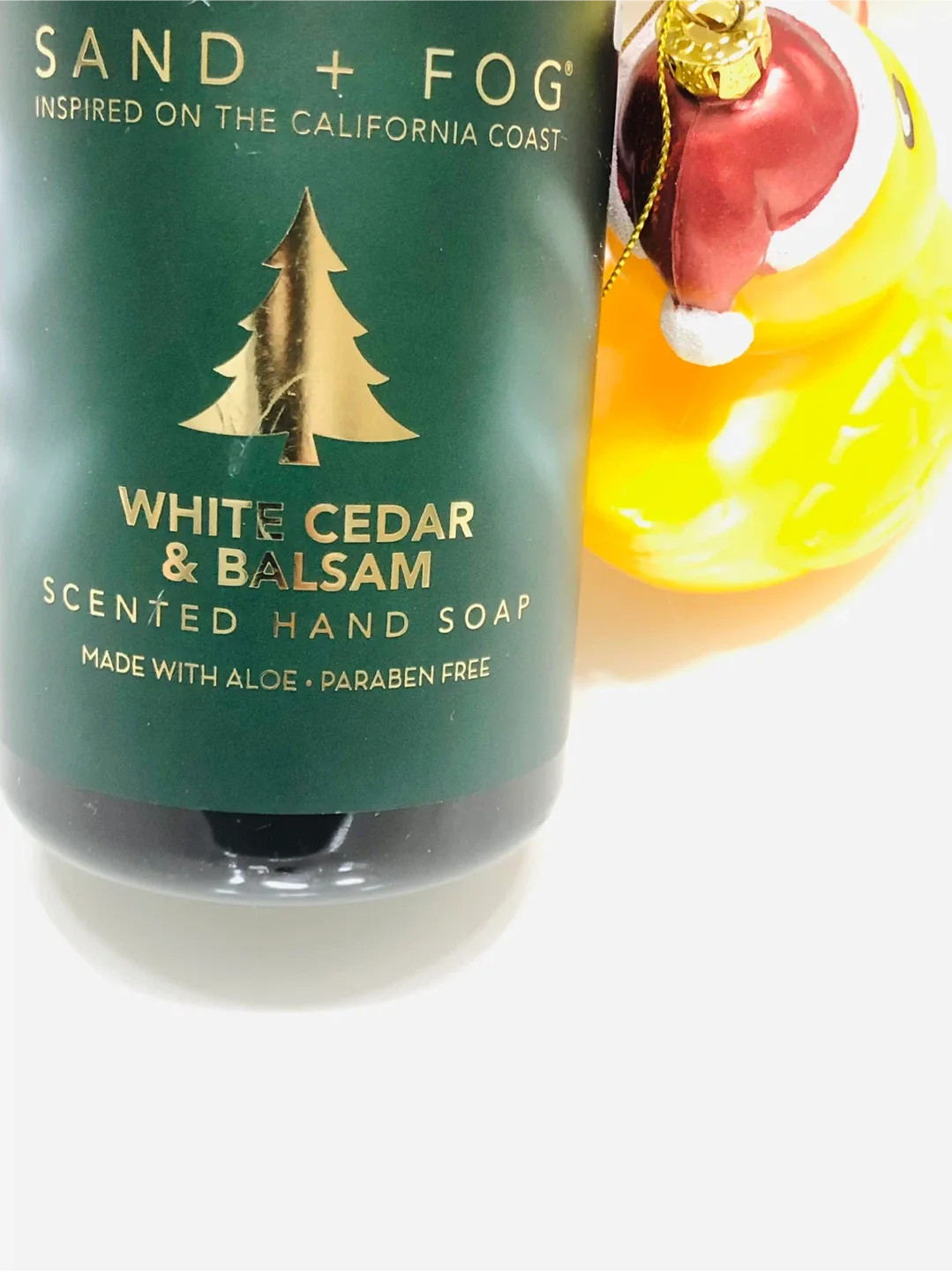 Sand + Fog White Cedar & Balsam Soap & Duck Christmas Ornament image indicator(3)