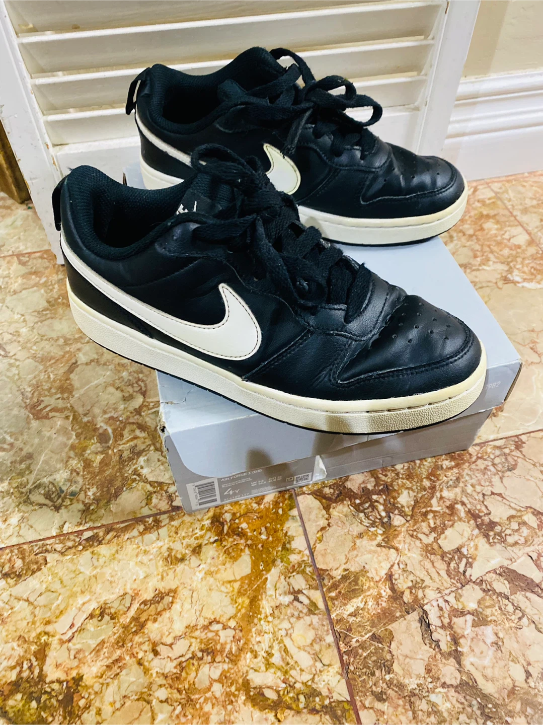 Nike Air Force 1 (size 4Y) Used - photo 4