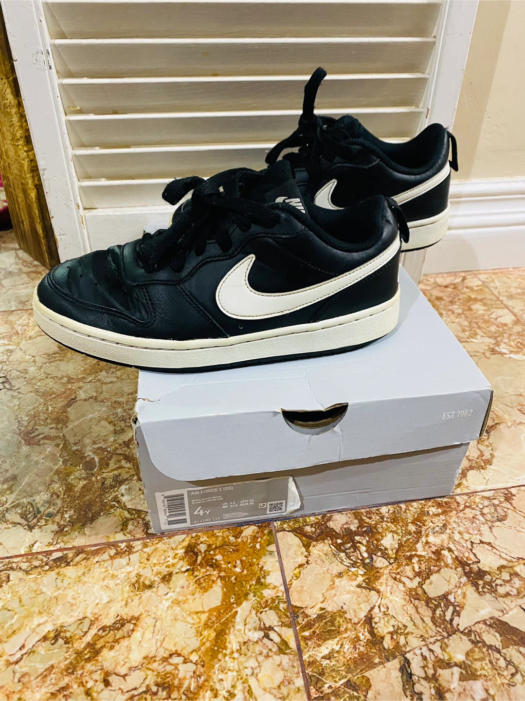 Nike Air Force 1 (size 4Y) Used