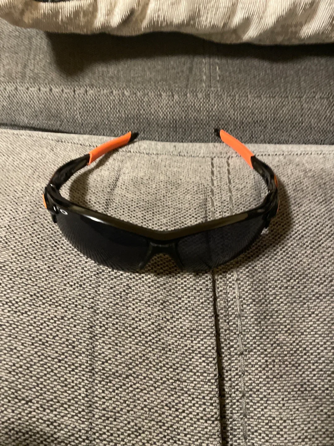 Oakley Flak Draft Sunglasses with Ray-Ban Case image indicator(3)