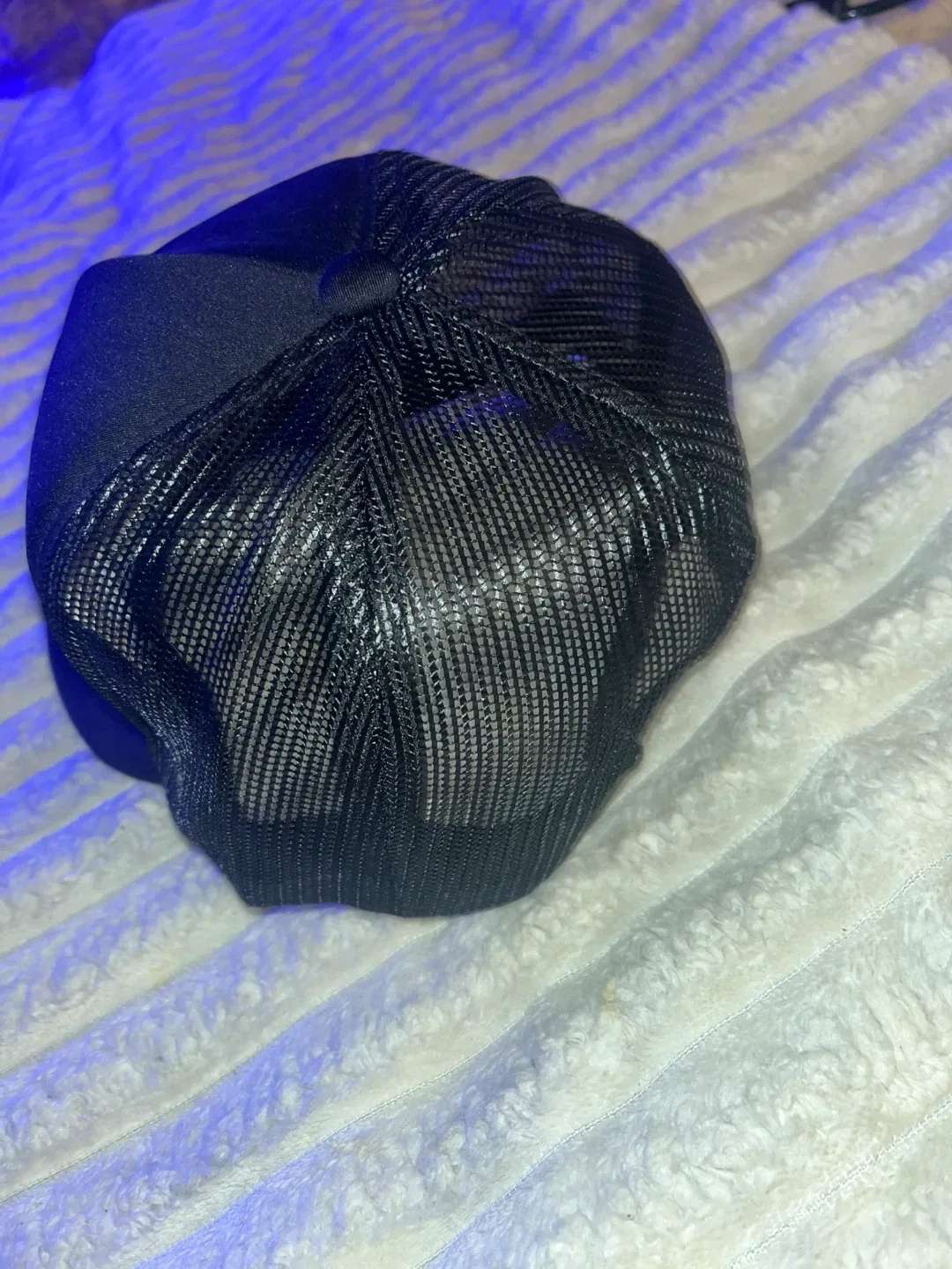 The Abrams Black Trucker Hat image indicator(5)