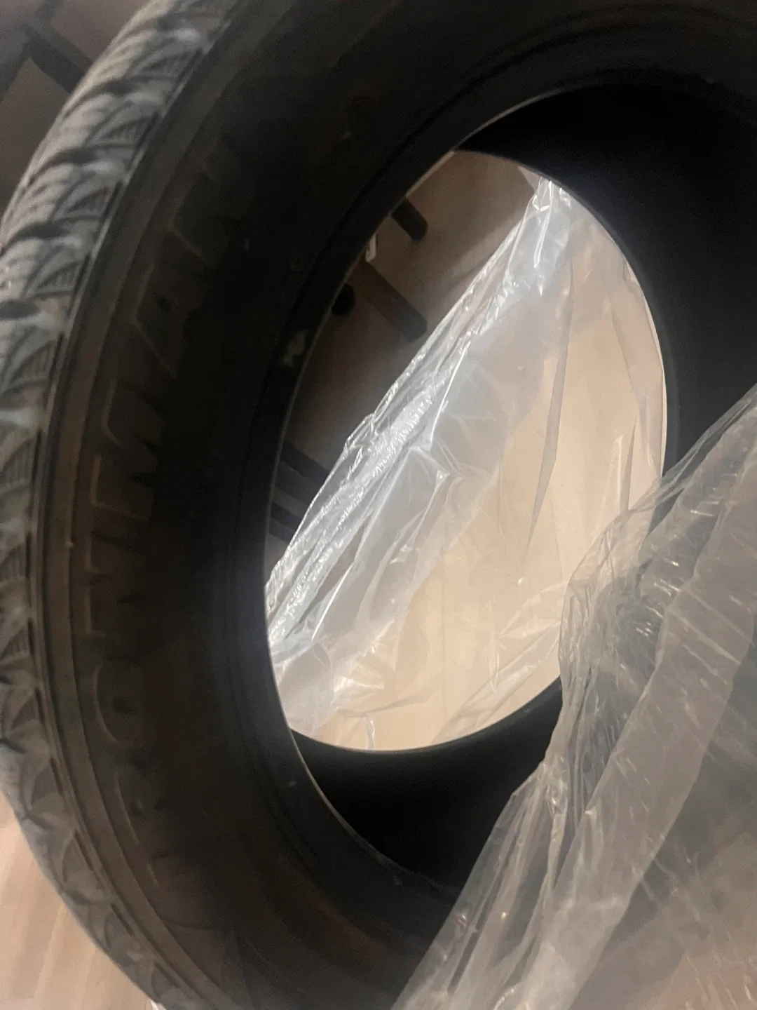 Ironman winter tire225/55R18 image indicator(5)