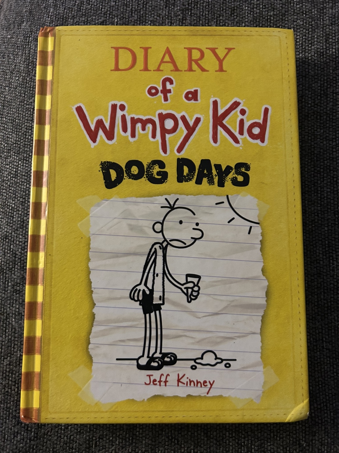 Diary of a Wimpy Kid: 4 Dog Days by Jeff Kinney