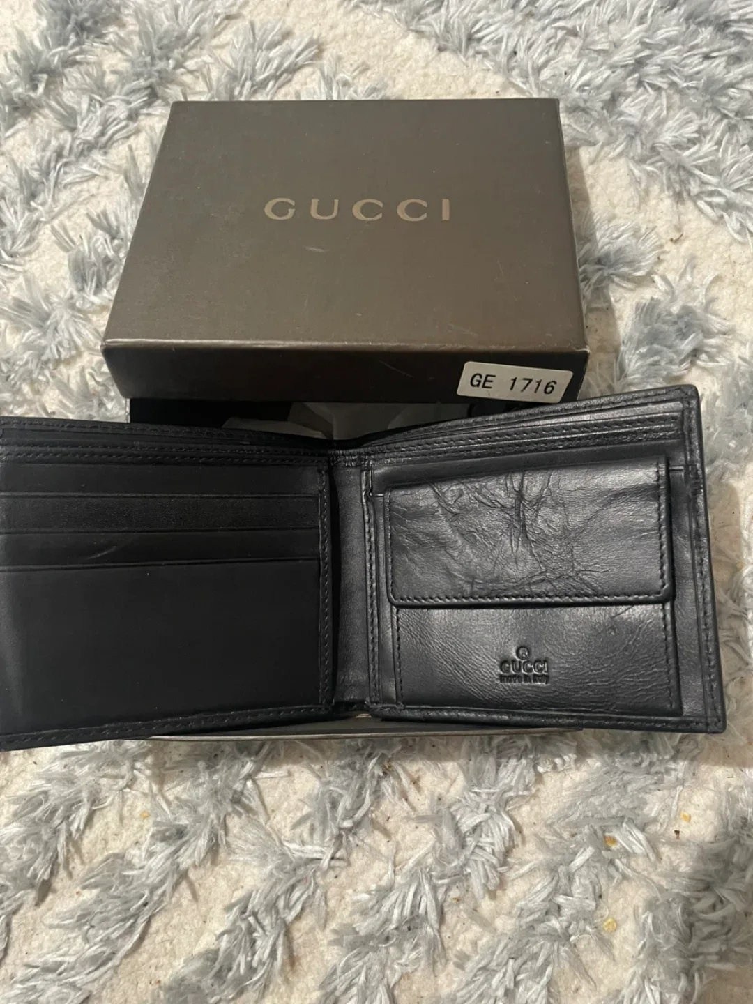 Gucci Black Leather Wallet with Box Authentic image indicator(4)
