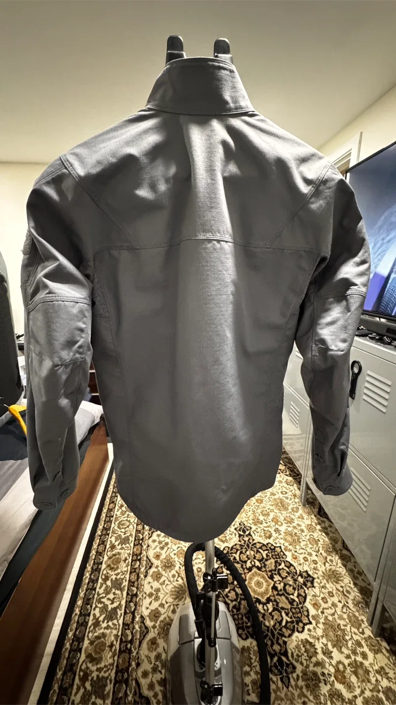 Arc’teryx Recce Shirt AR - Wolf - Men’s Medium image indicator(2)