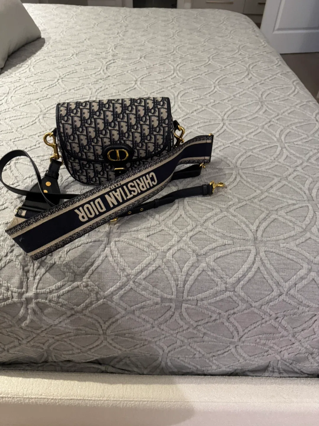 Christian Dior Bobby Bag - Medium image indicator(2)