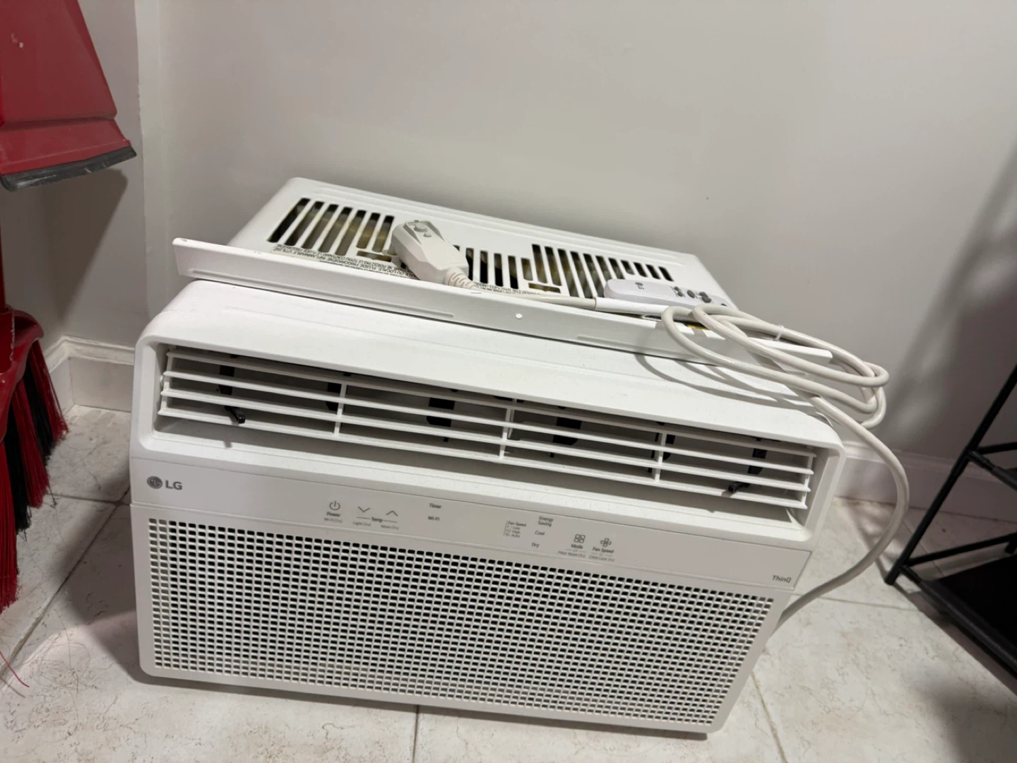 LG LW1025RSMX Window Air Conditioner