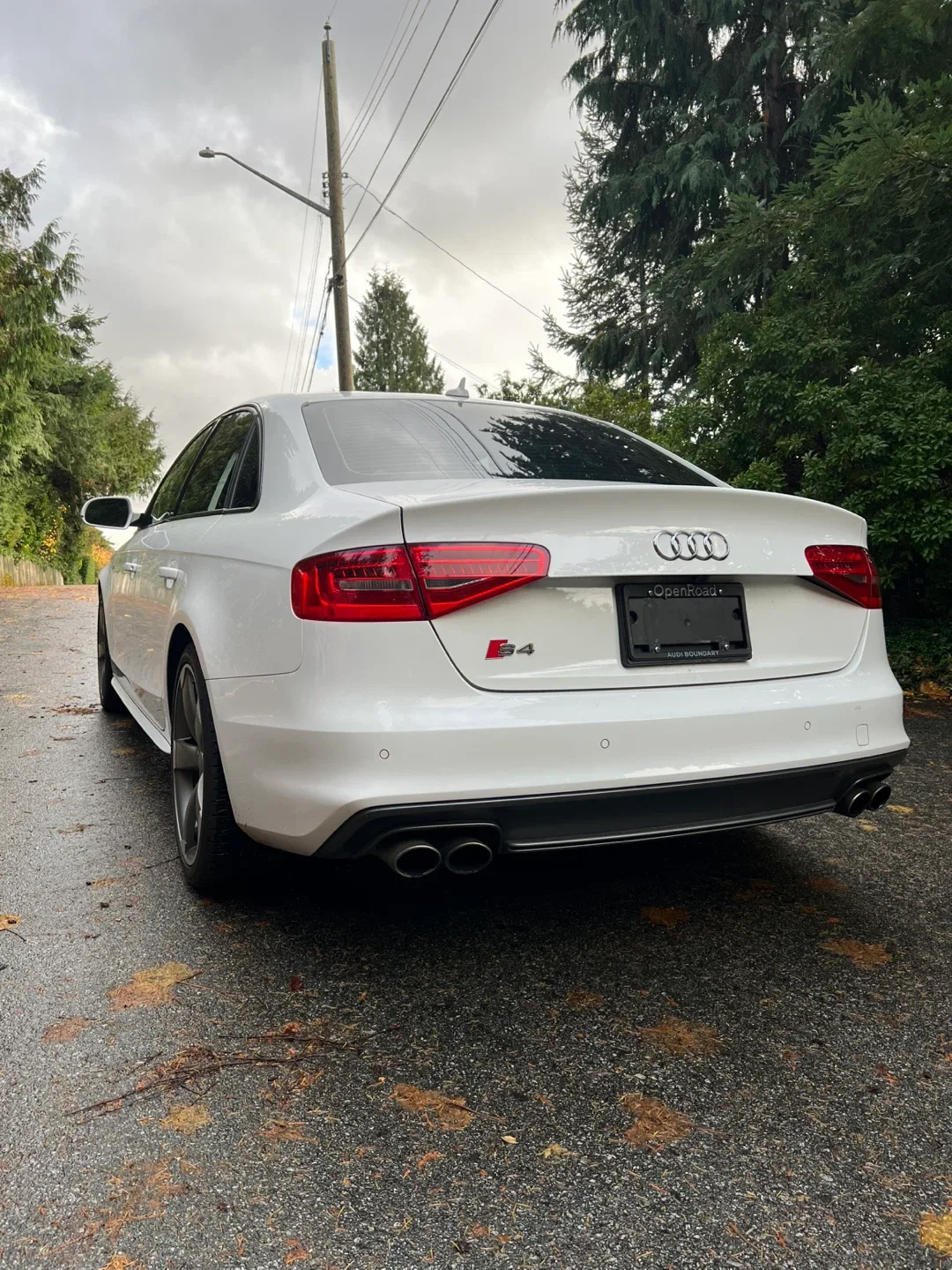 2014 White Audi S4 Sedan image indicator(4)