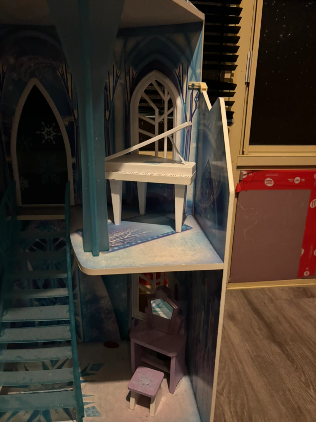 Disney Frozen Arendelle Castle Dollhouse - photo 4