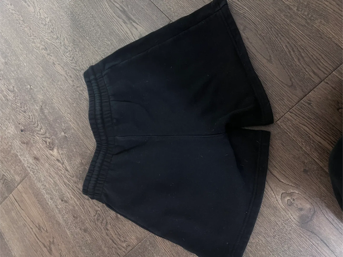 TNA Black Fleece Shorts - Size 2XS image indicator(3)