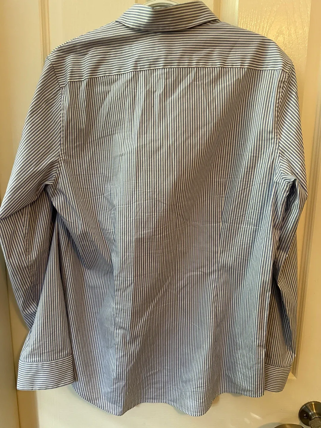 Calvin Klein Slim Fit Striped Shirt - Size M image indicator(2)