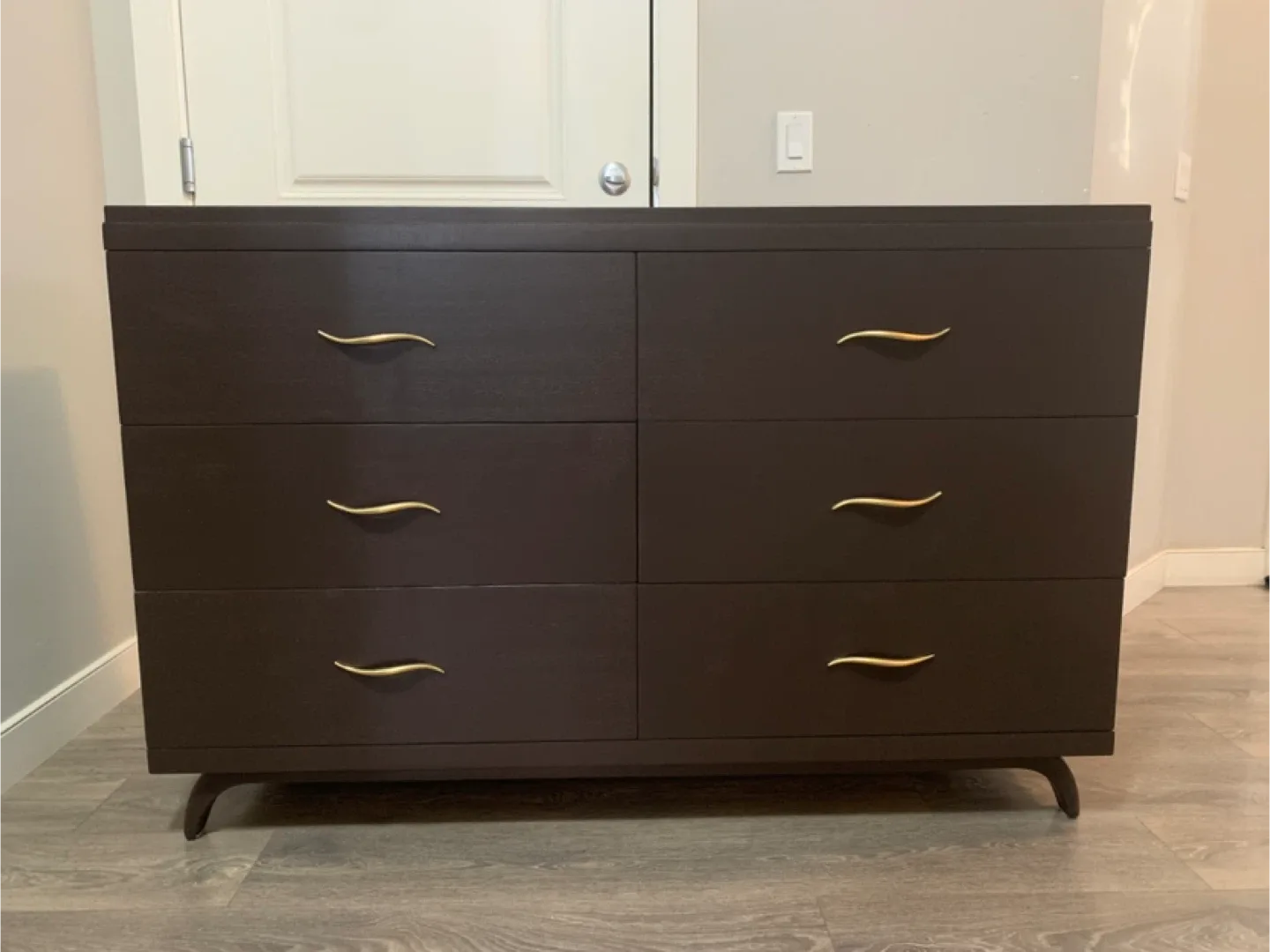 Brown 6-Drawer Dresser