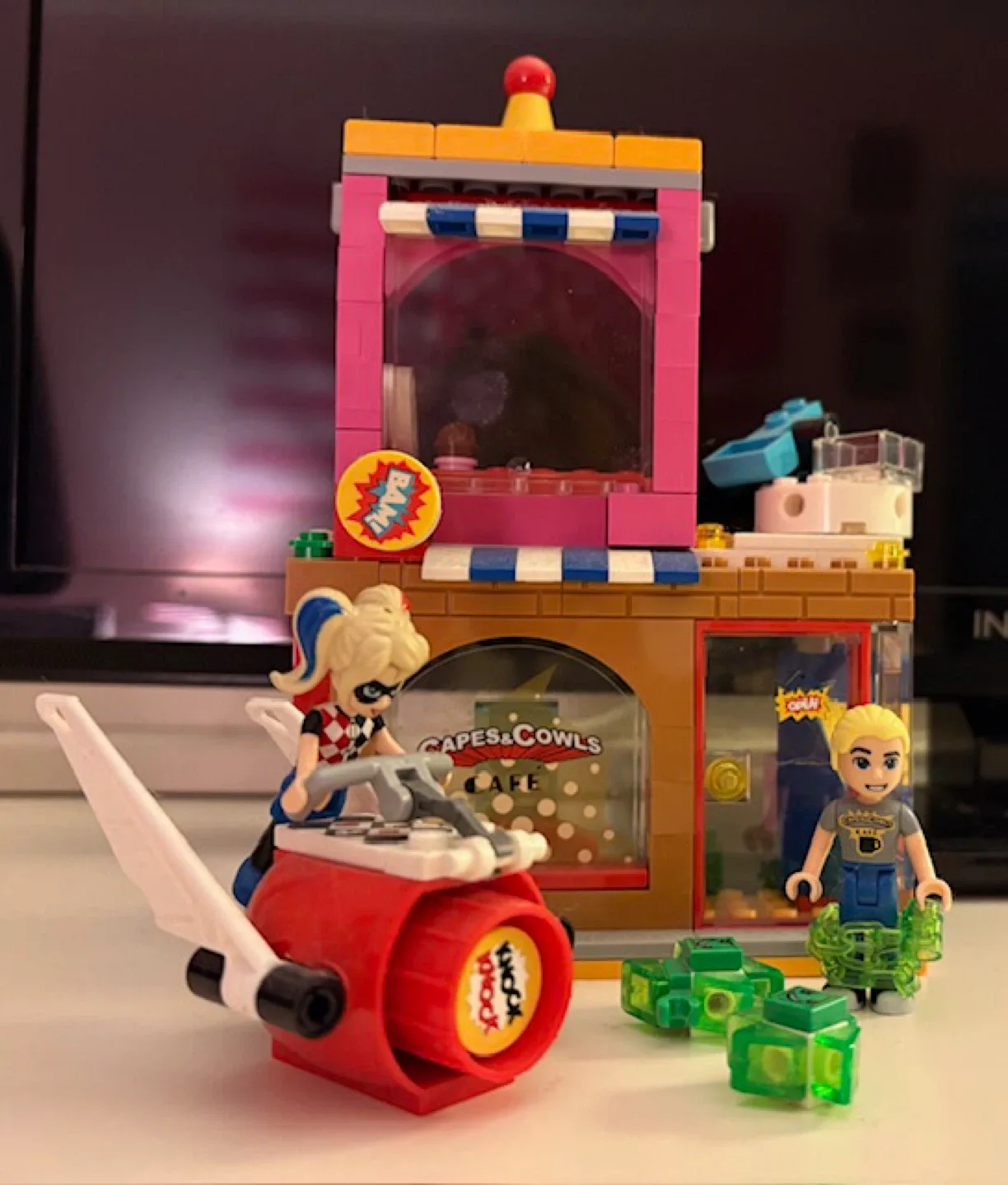 🤩LEGO DC Super Hero Girls Harley Quinn to the Rescue 41231