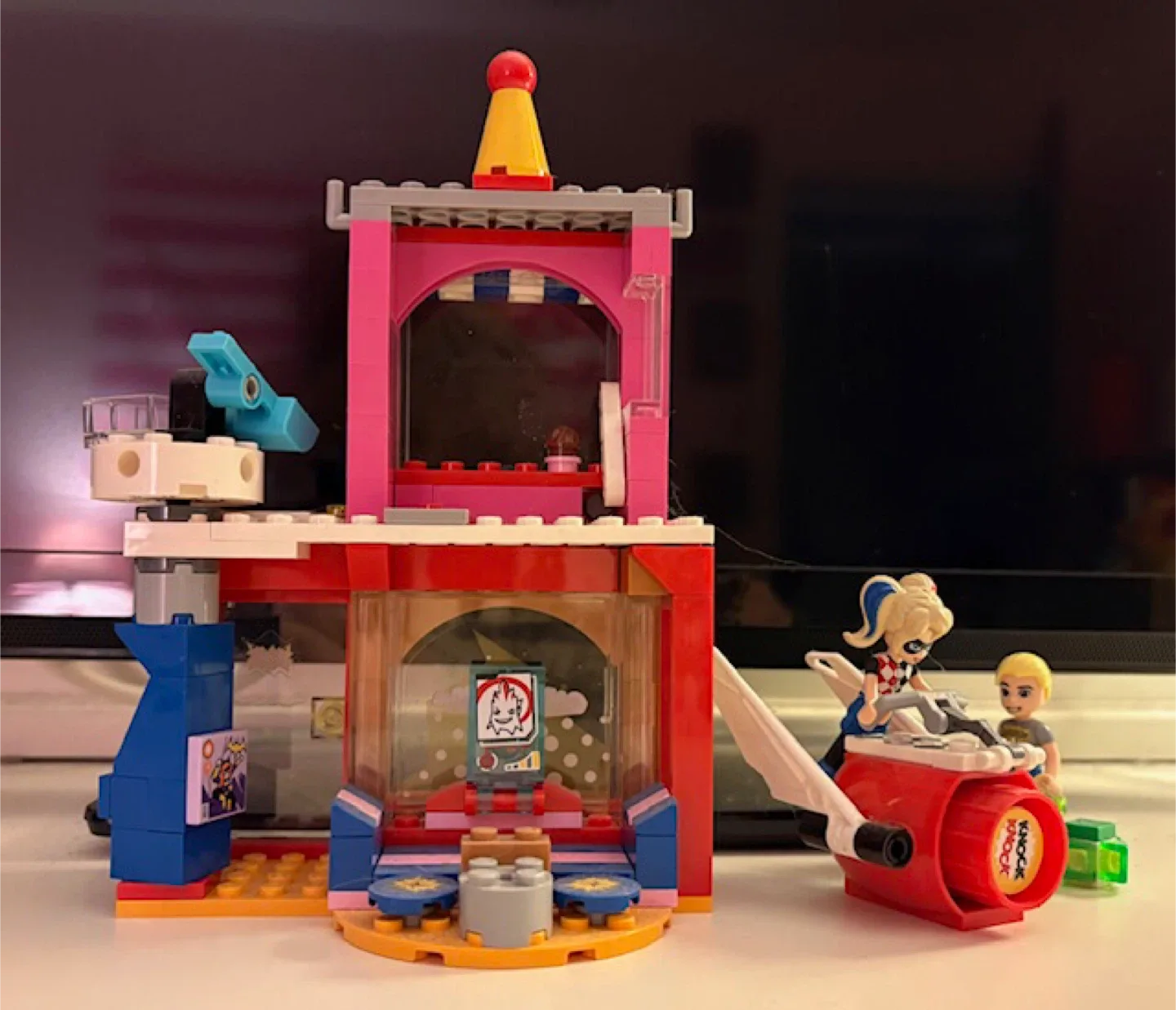 🤩LEGO DC Super Hero Girls Harley Quinn to the Rescue 41231 image indicator(3)