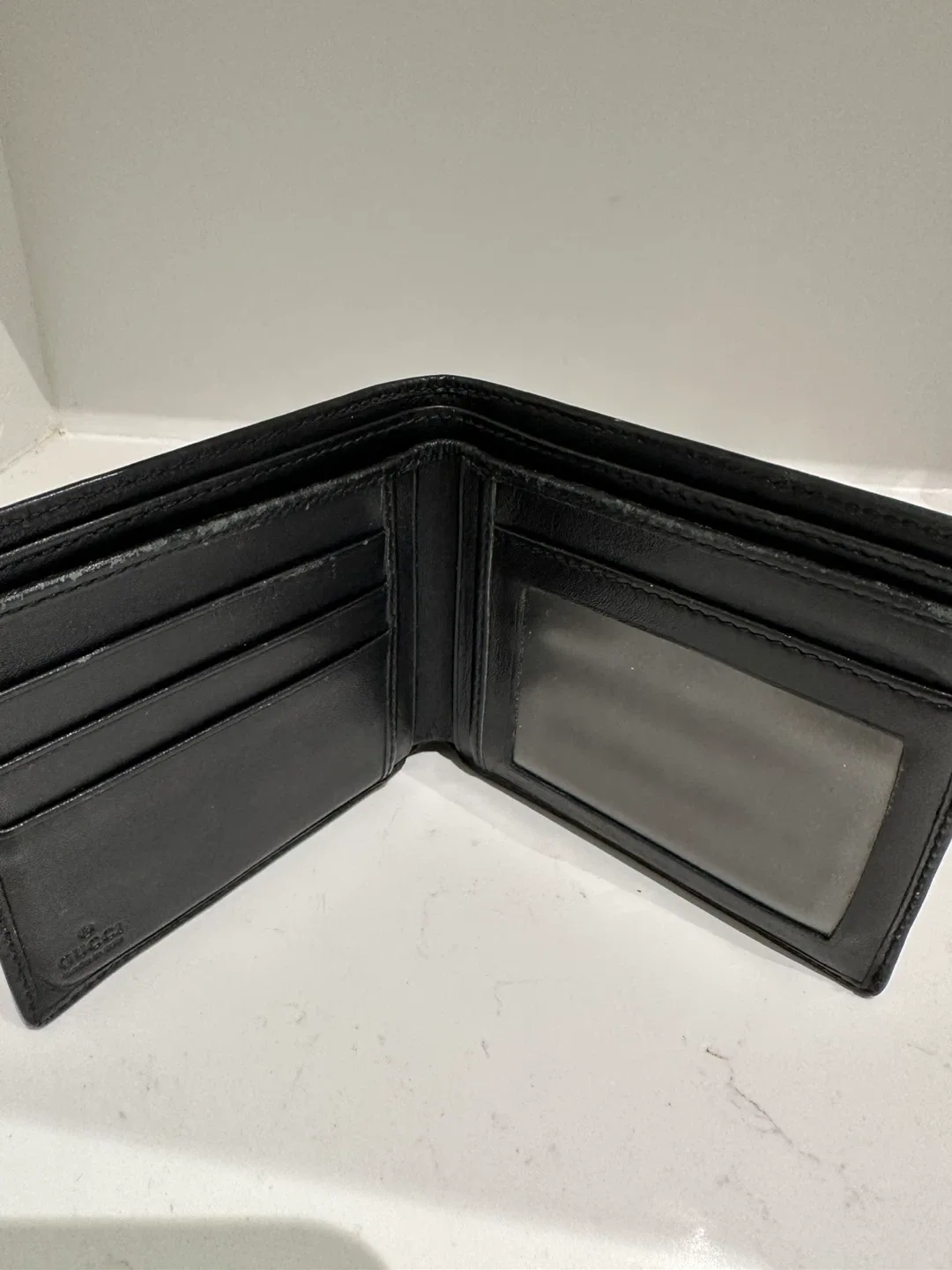 Gucci Black Leather Wallet image indicator(2)