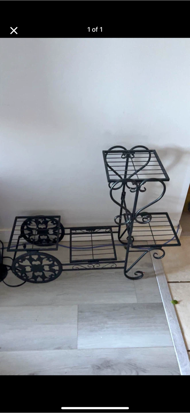 Metal Plant Stand - Black