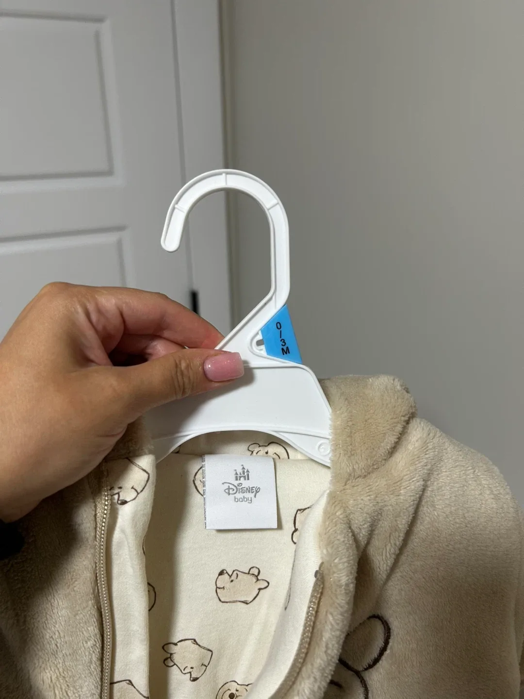 NUK Orthodontic Pacifier (0-6m) & Disney Baby Onesie (0-3m) image indicator(3)