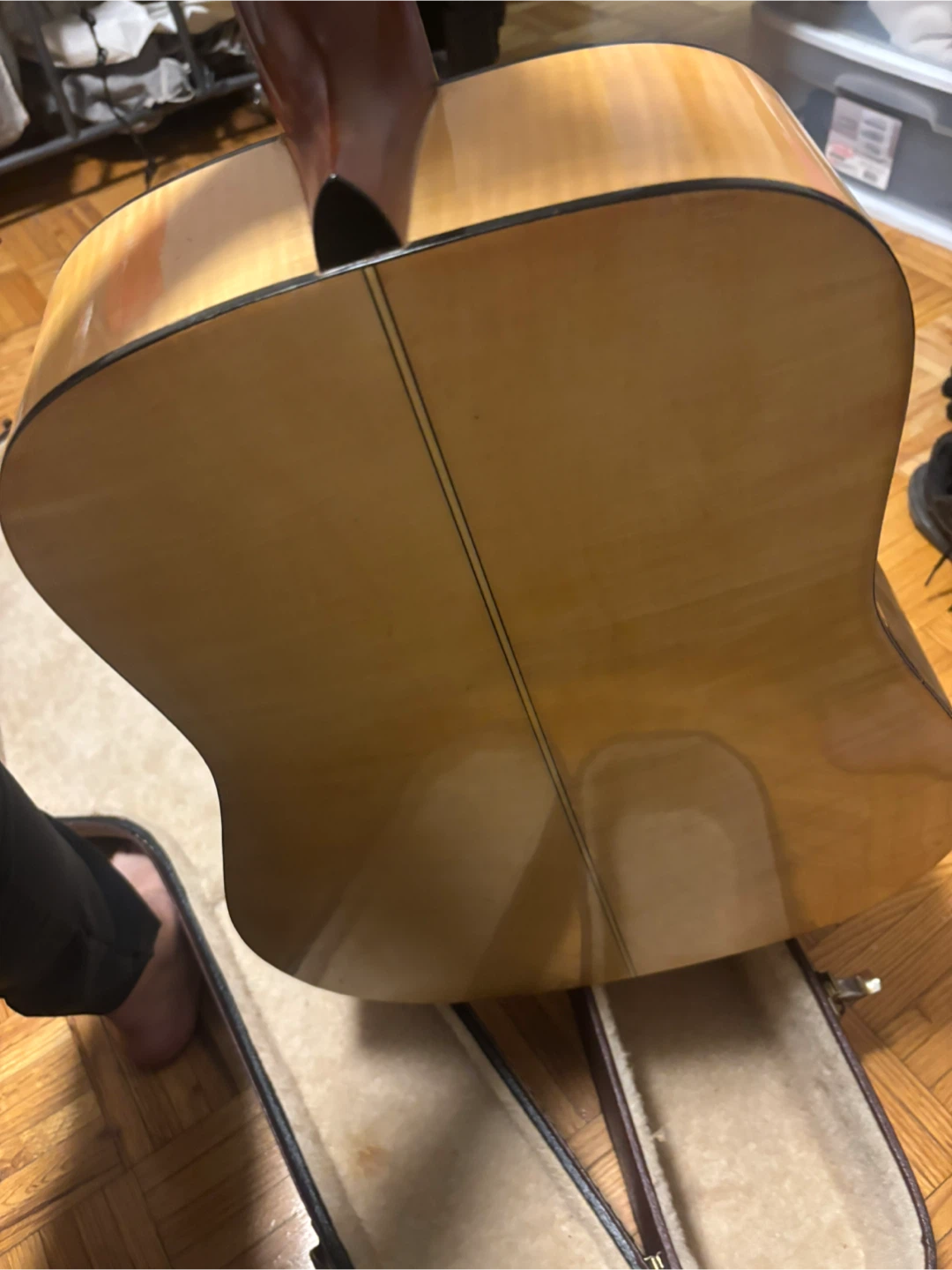 Acoustic Guitar with Hard Case yamaki - photo 2