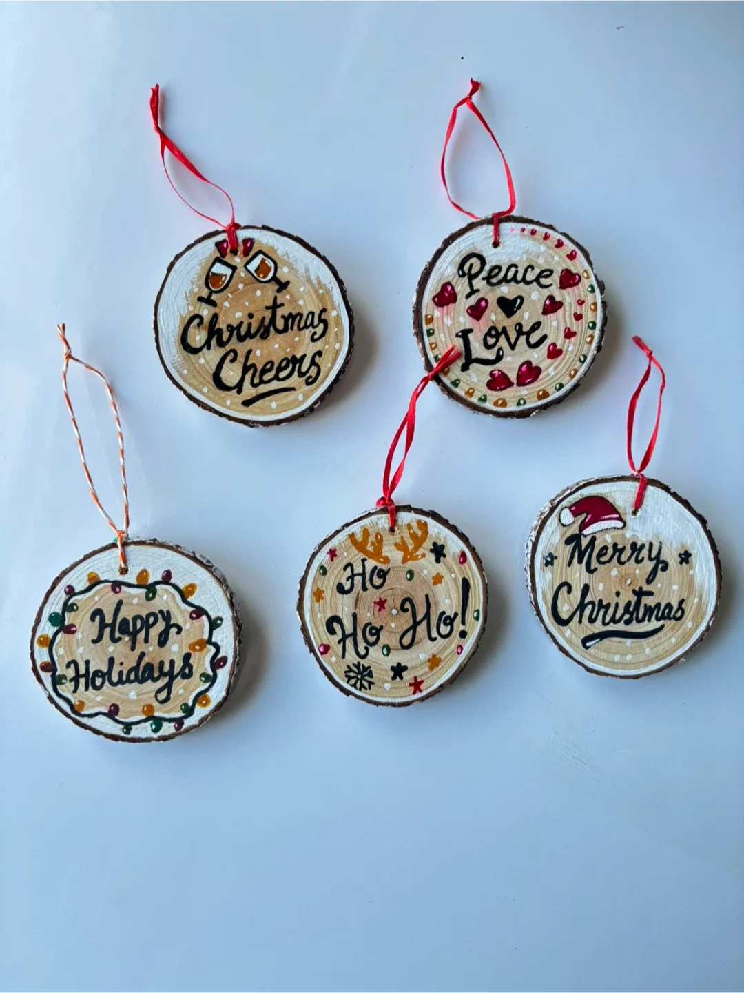 Handmade Christmas Ornaments image indicator(2)