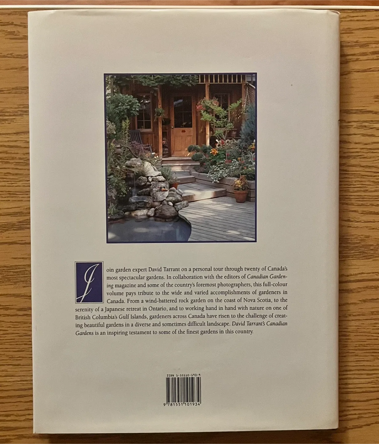 David Tarrant's Canadian Gardens Book image indicator(6)