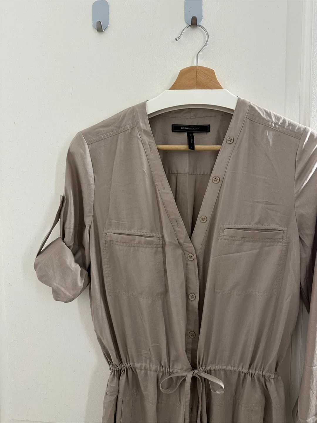 BCBGMAXAZRIA Beige Dress - Size S image indicator(7)