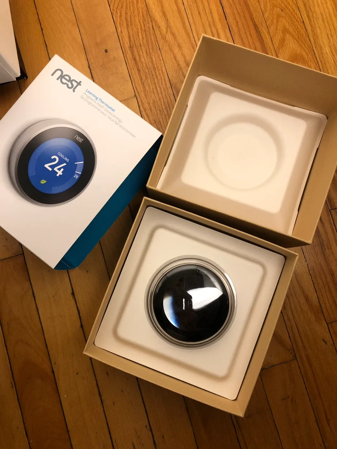 Nest Learning Thermostat 3rd Gen - New in Box! image indicator(2)