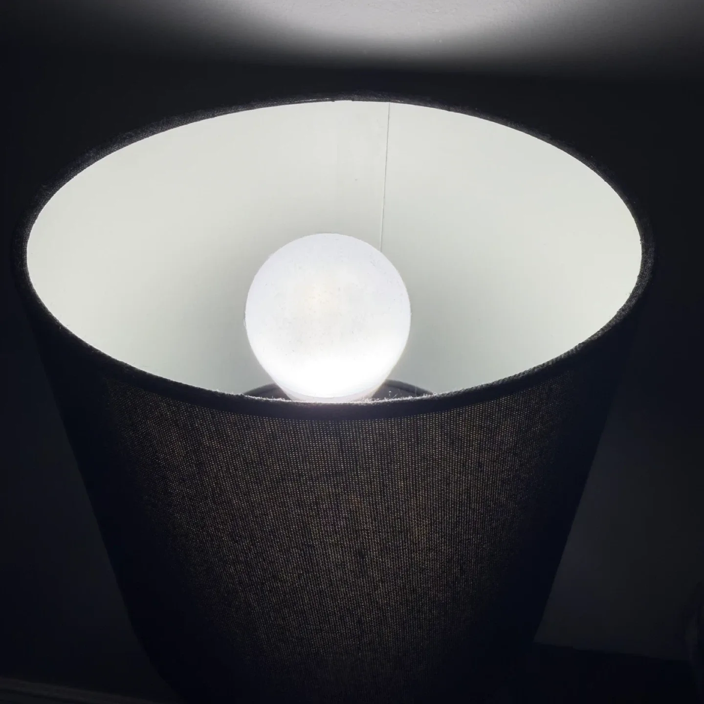 Mainstays Black Table Lamp image indicator(2)