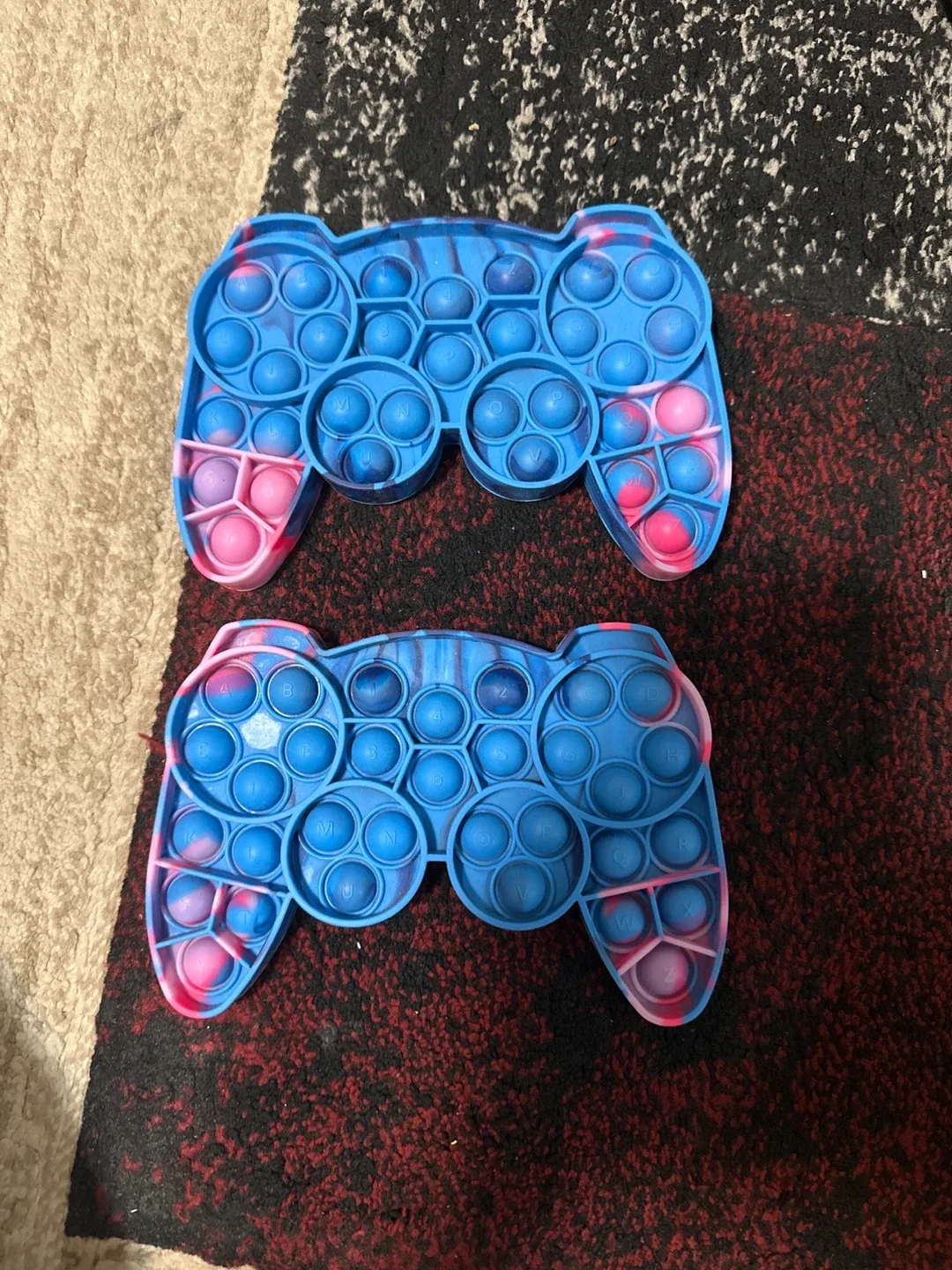 Assorted Pop It Fidget Toys image indicator(5)