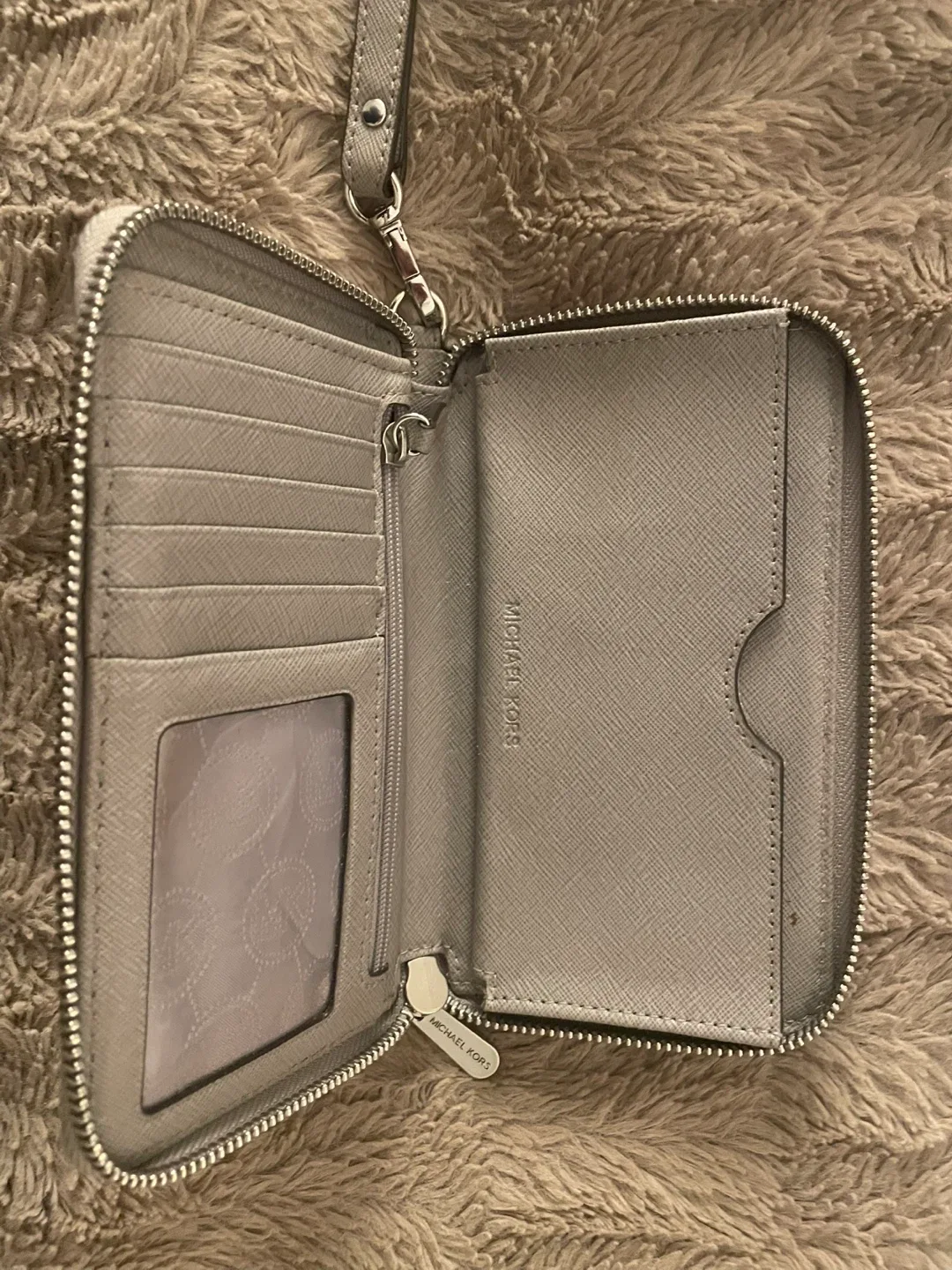 Michael Kors Wristlet Wallet - Grey image indicator(3)