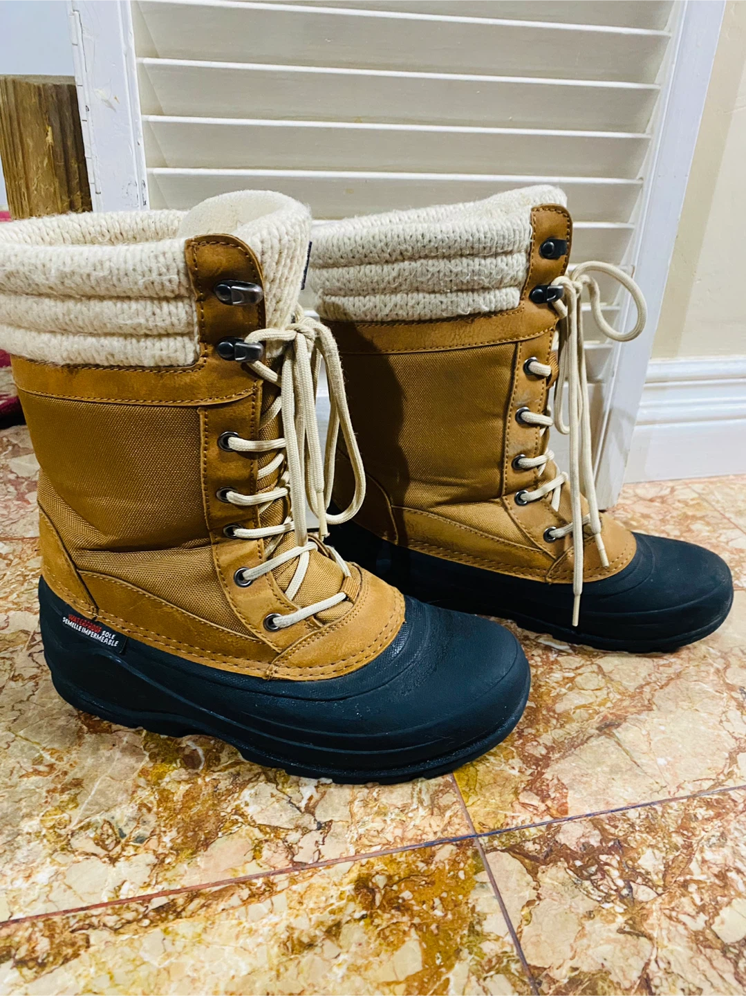 Ladies Winter boots (Size 7) - photo 5