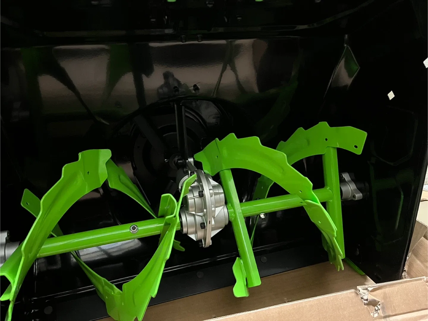 EGO 24" Two-Stage Electric Snow Blower - New in Box! image indicator(6)