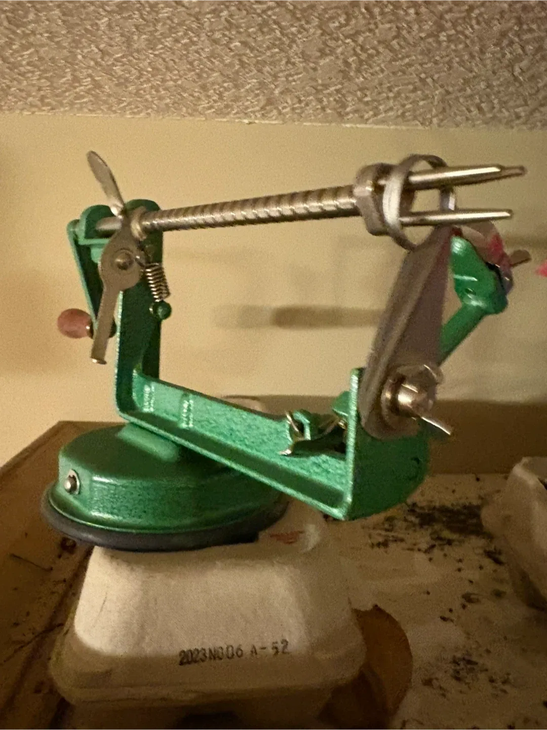 Green Apple Peeler