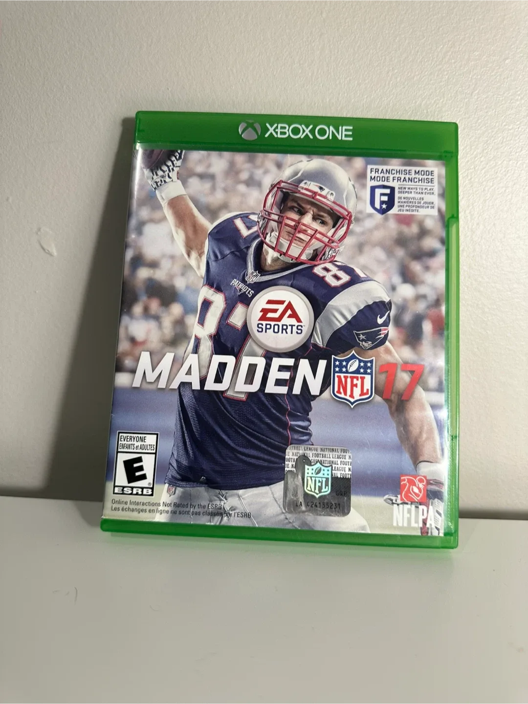 Madden NFL 17 for Xbox One thumbnail