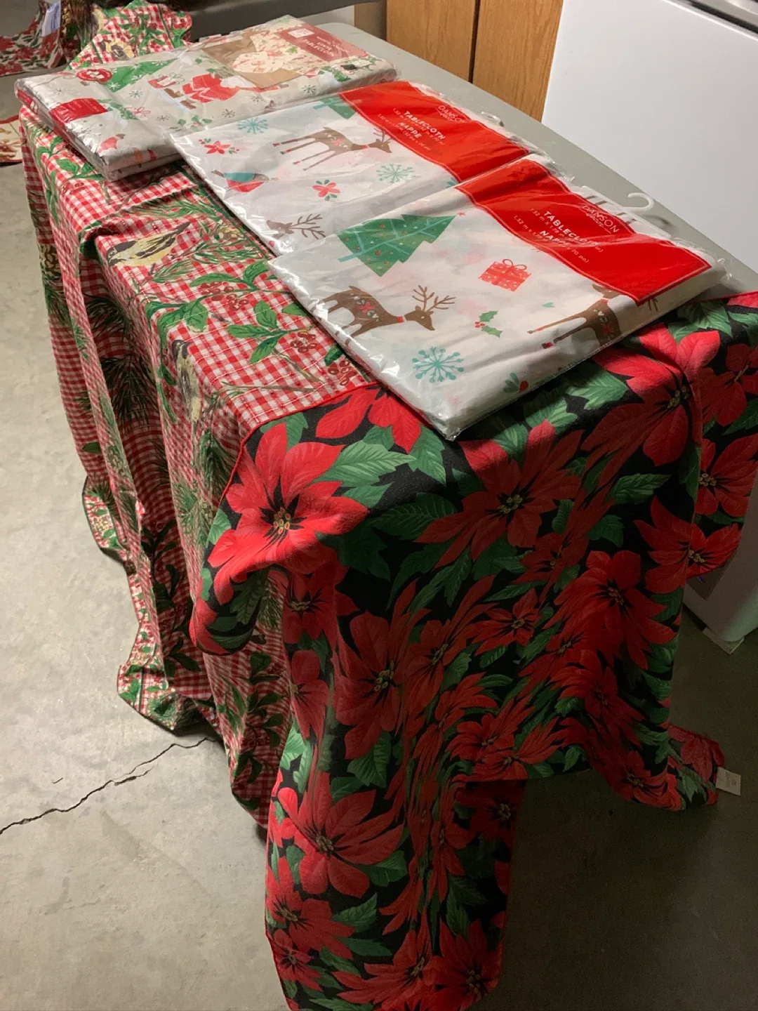 Tablecloths - Danson & More