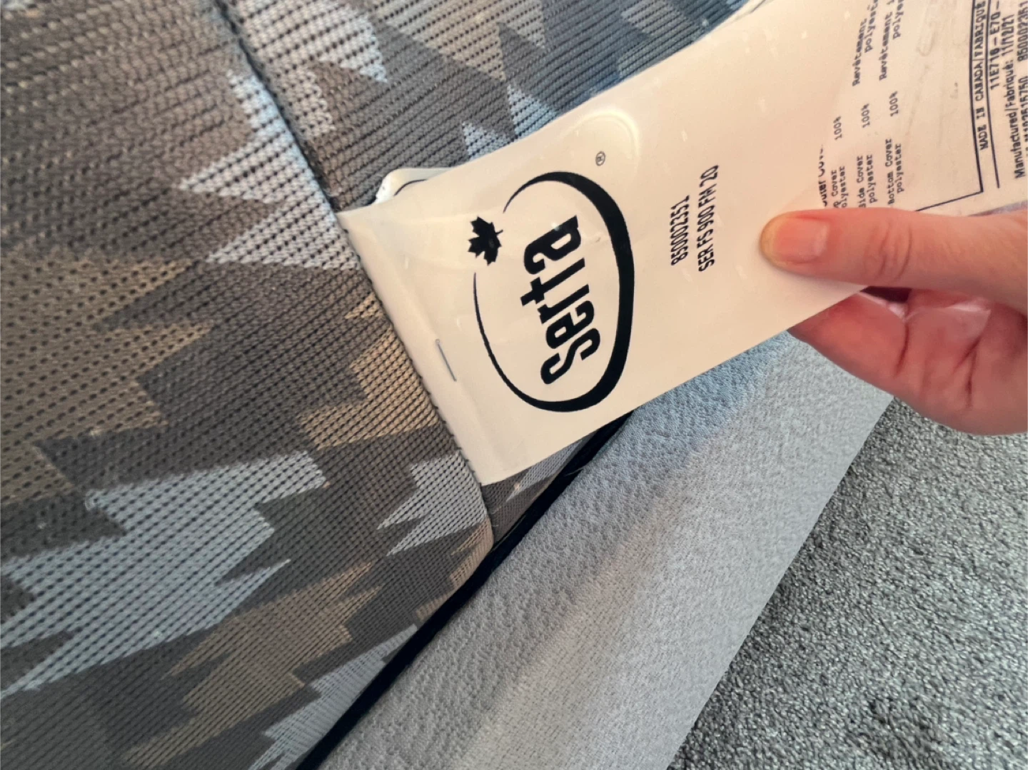 Queen size firm mattress - photo 4