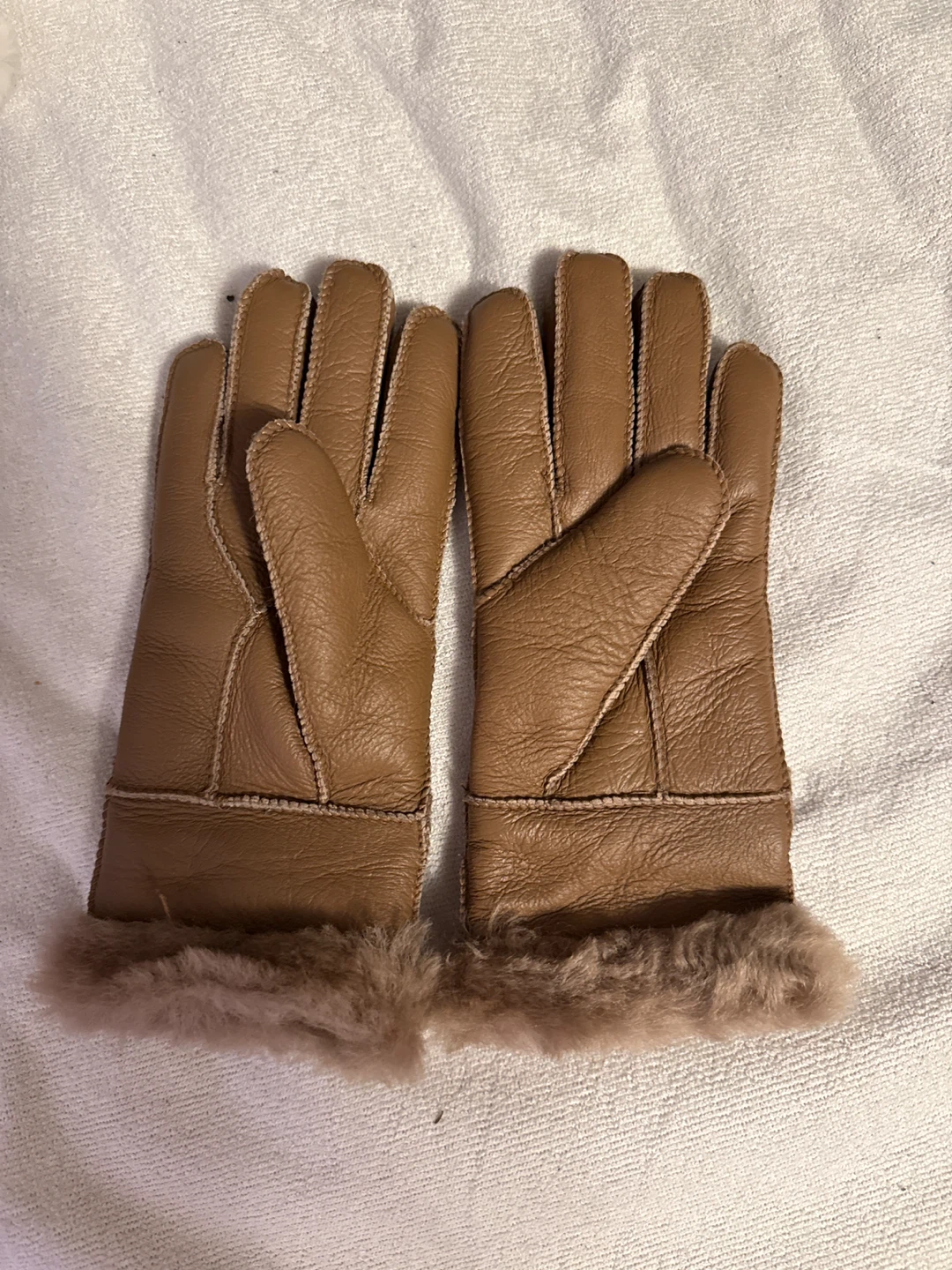 Sheepskin Leather Gloves with Faux Fur Trim