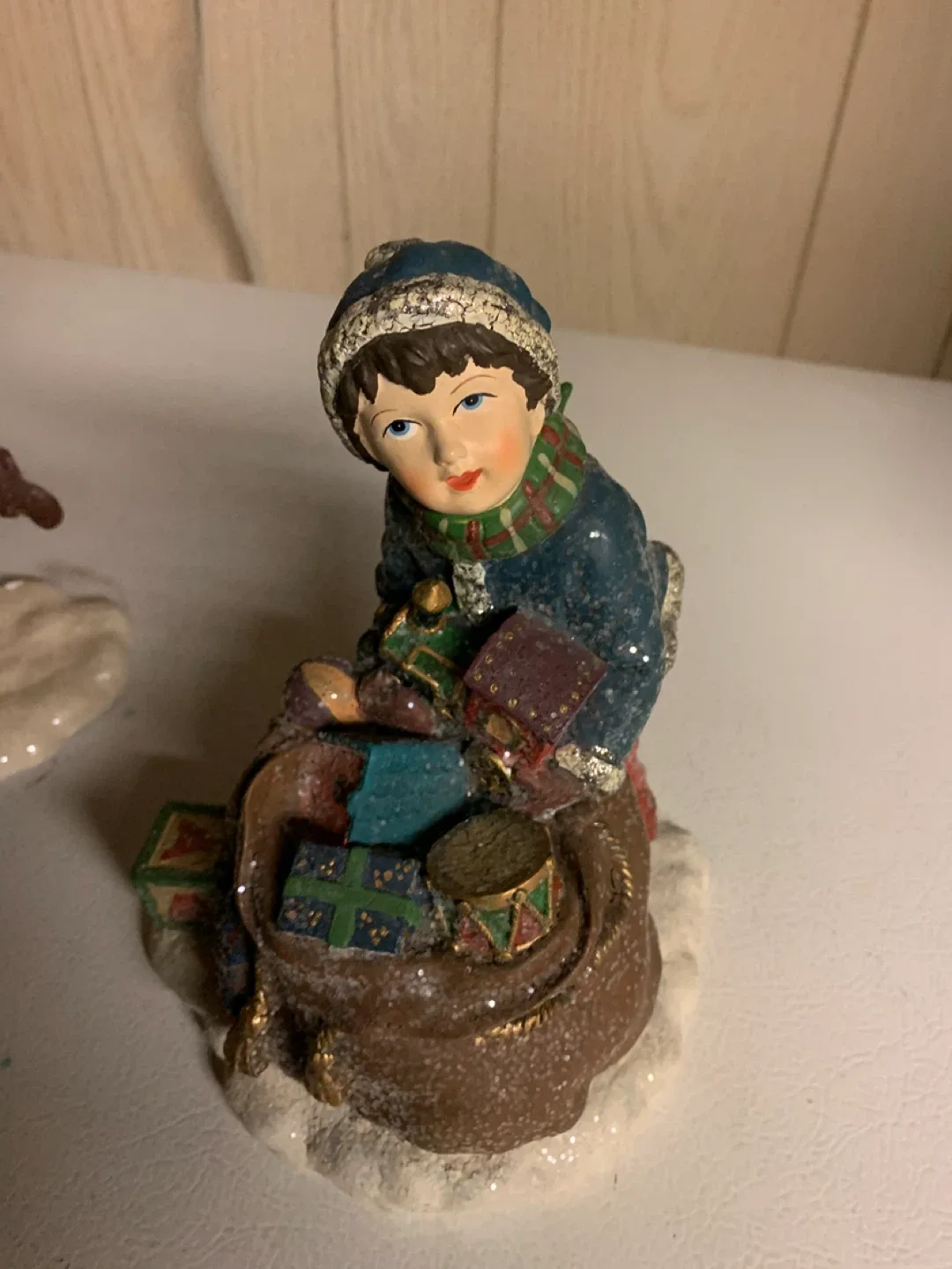 Christmas Boy & Girl Figurines image indicator(3)