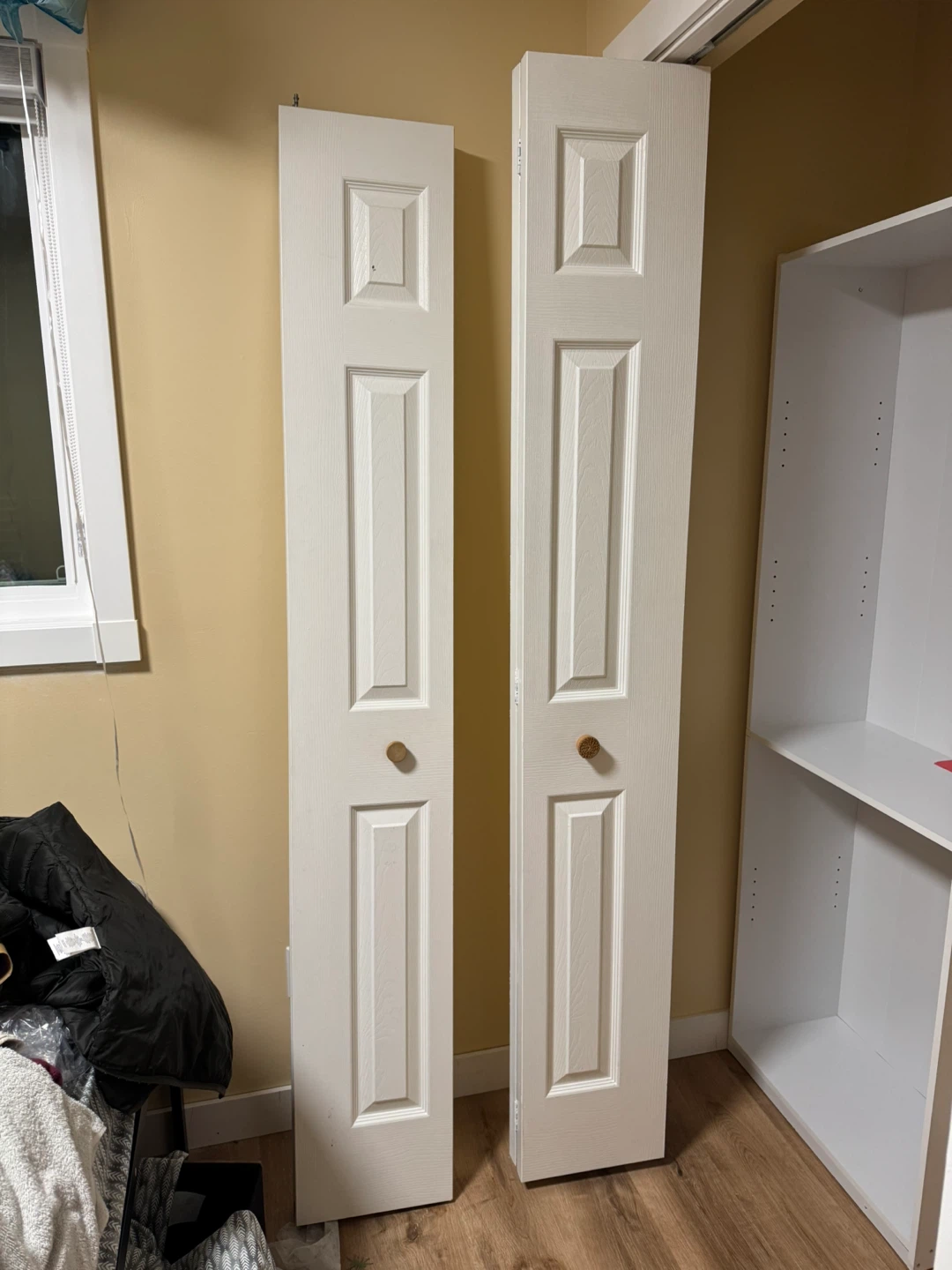 5 White Bifold Closet Doors (79 inches tall) - photo 2