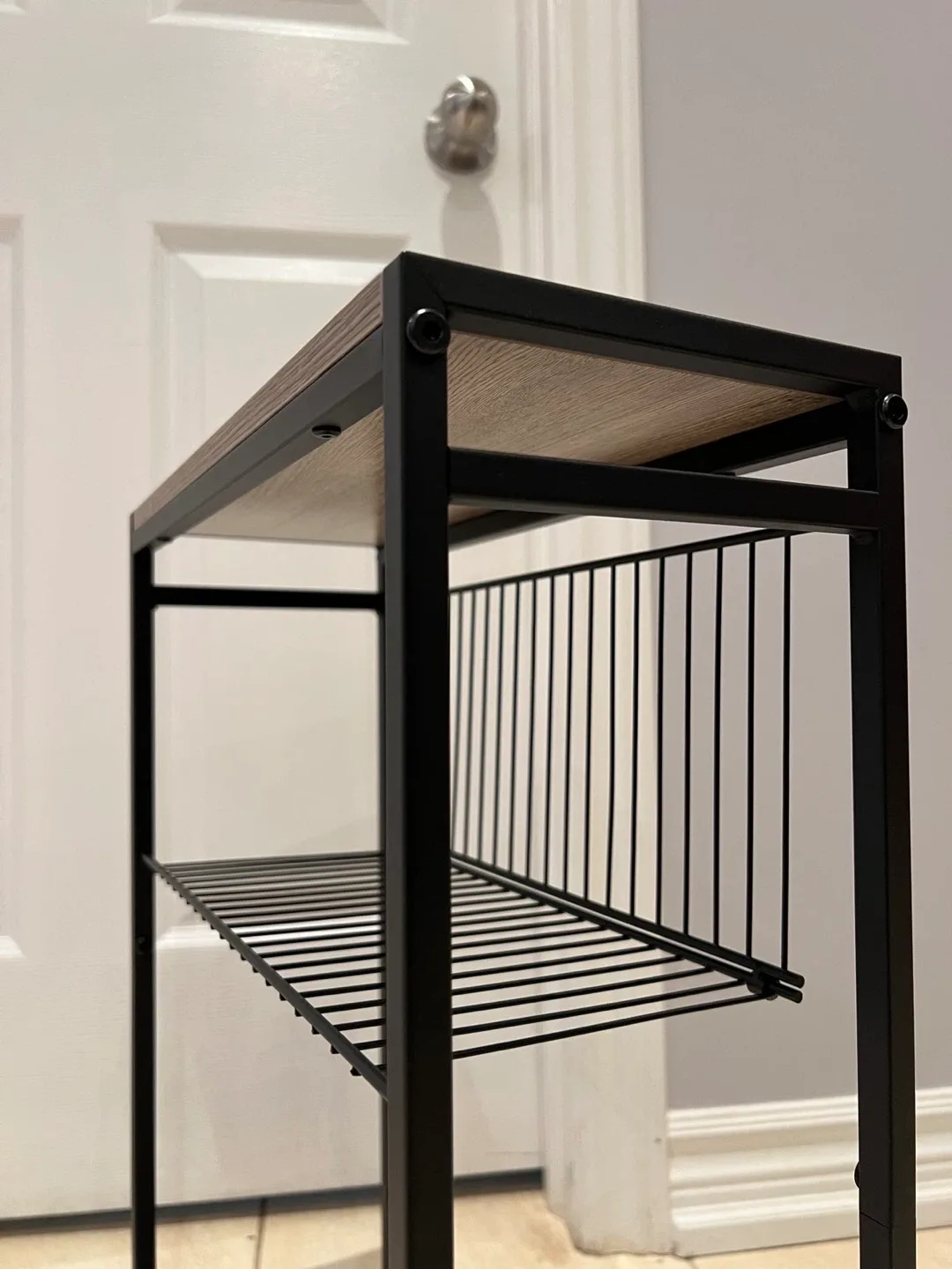 Black Metal & Wood Shelf image indicator(5)